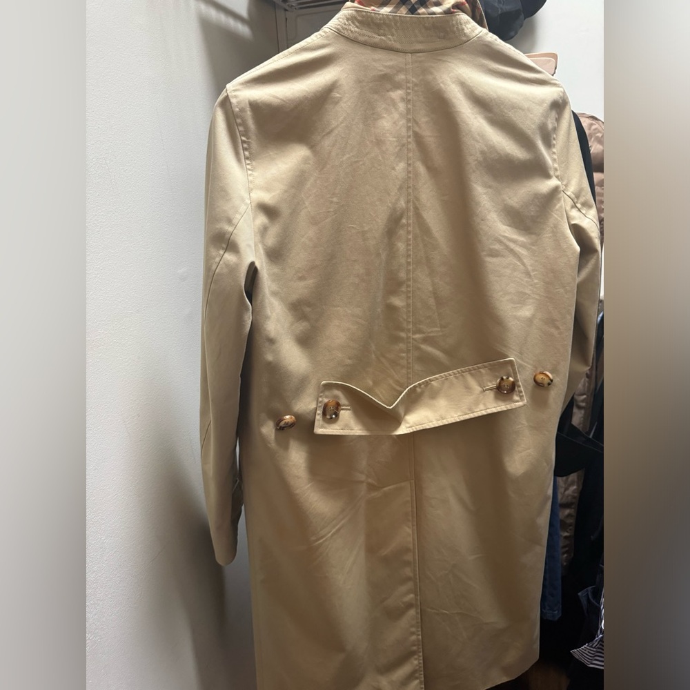 Burberry Women’s Farringdon Car Coat In Honey - Picture 4 of 11
